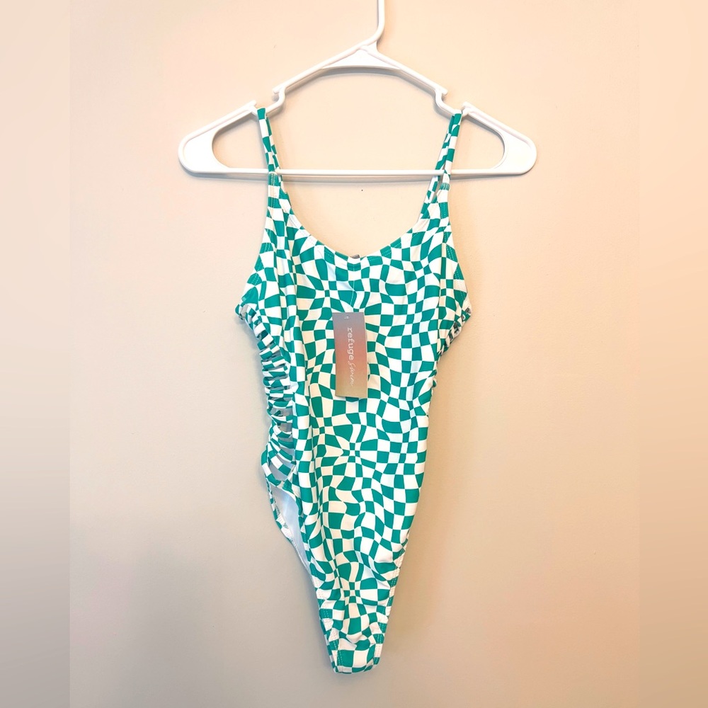 NWT Refuge Swimwear One Piece